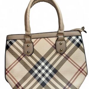 Plaid women’s purse brand new